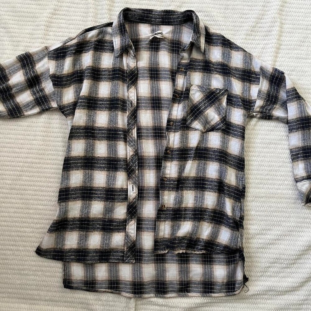 navy & cream flannel